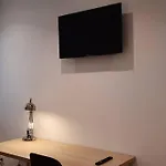 Milan 2 Apartment *