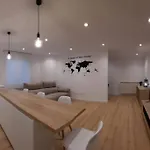 Apartment Milan 2 *